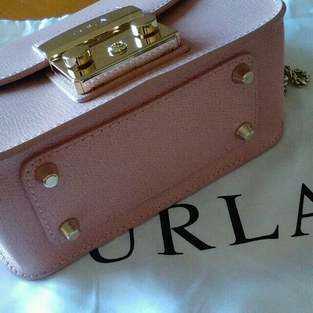 Furla(フルラ)の新品★FURLA★メトロポリス★ピンク レディースのバッグ(ショルダーバッグ)の商品写真