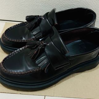 ドクターマーチン(Dr.Martens)の【値下】ADRIAN タッセルローファー　CHERRY RED【箱無し】(ローファー/革靴)