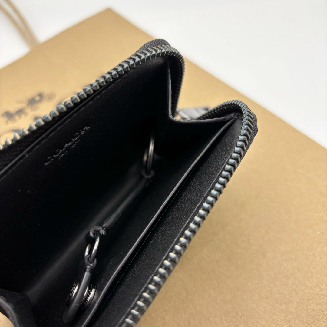 COACH - 【COACH☆新品】 ジップ キー ケース!ブラック!ペブル COACH - 【COACH☆新品】 ジップ キー ケース!ブラック!ペブル