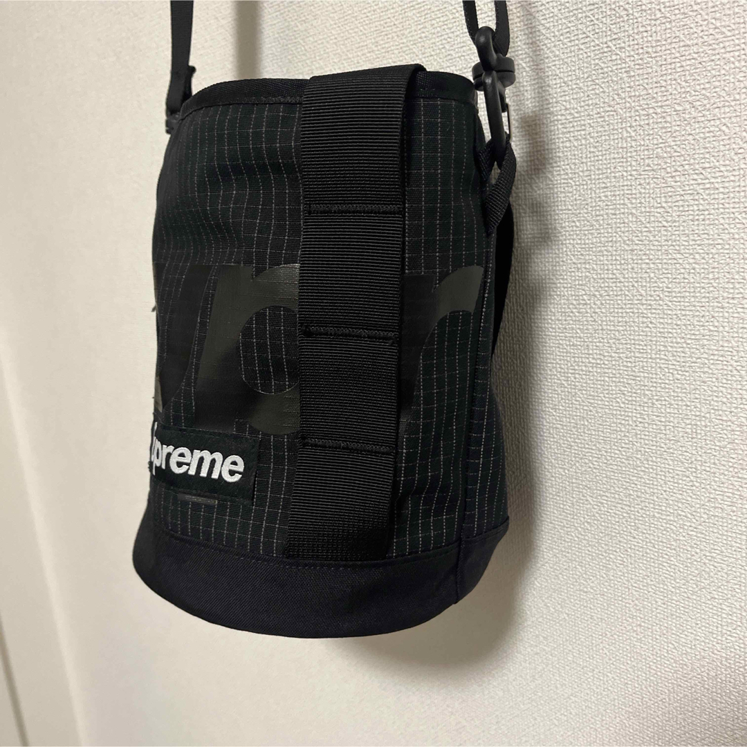 シュプリーム supreme ショルダーバッグ ボディバッグ ブラック シュプリーム supreme ショルダーバッグ ボディバッグ ブラック