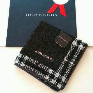 バーバリー(BURBERRY)の【新品タグ付き✴】💙BURBERRYタオルハンカチ メンズ💙(ハンカチ/ポケットチーフ)