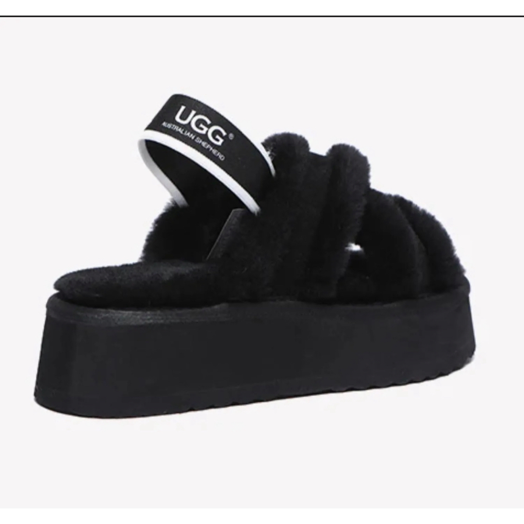 値下げ!UGG ふわふわもこもこ厚底サンダル 値下げ!UGG ふわふわもこもこ厚底サンダル
