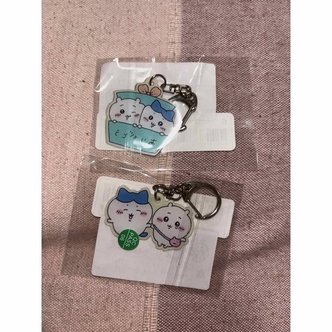 ちいかわ(チイカワ)のちいかわキーホルダー ハチワレ ありがとう キーチェーン 2点セット エンタメ/ホビーのアニメグッズ(キーホルダー)の商品写真