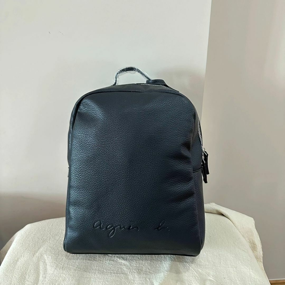 レザーリュック agnes b. エンボスロゴバッグパック 新品