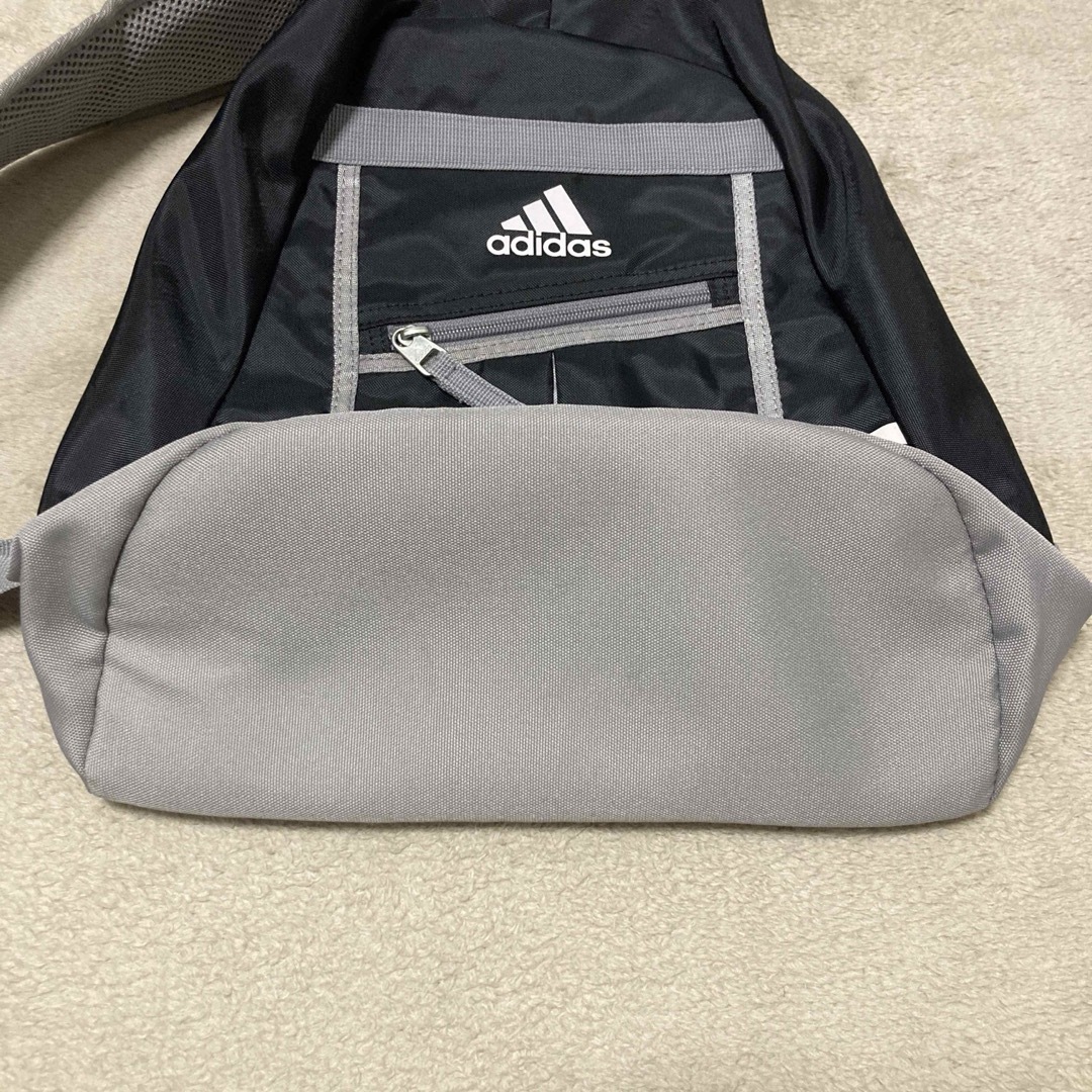 adidas - 00s adidas アディダス ワンショルダーバッグ スリング adidas - 00s adidas アディダス ワンショルダーバッグ スリング