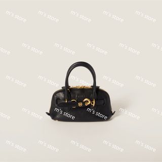 MIU MIU(ハンドバッグ)のフリマアイテム一覧 MIU MIU(ハンドバッグ)のフリマアイテム一覧