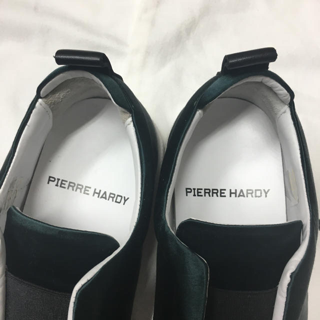 PIERRE HARDY(ピエールアルディ)のPIERRE HARDY スリッポン レディースの靴/シューズ(スリッポン/モカシン)の商品写真