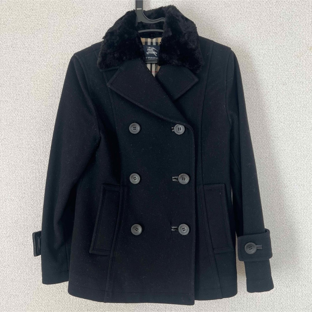 BURBERRY(バーバリー)黒ショートコート140cm BURBERRY(バーバリー)黒ショートコート140cm