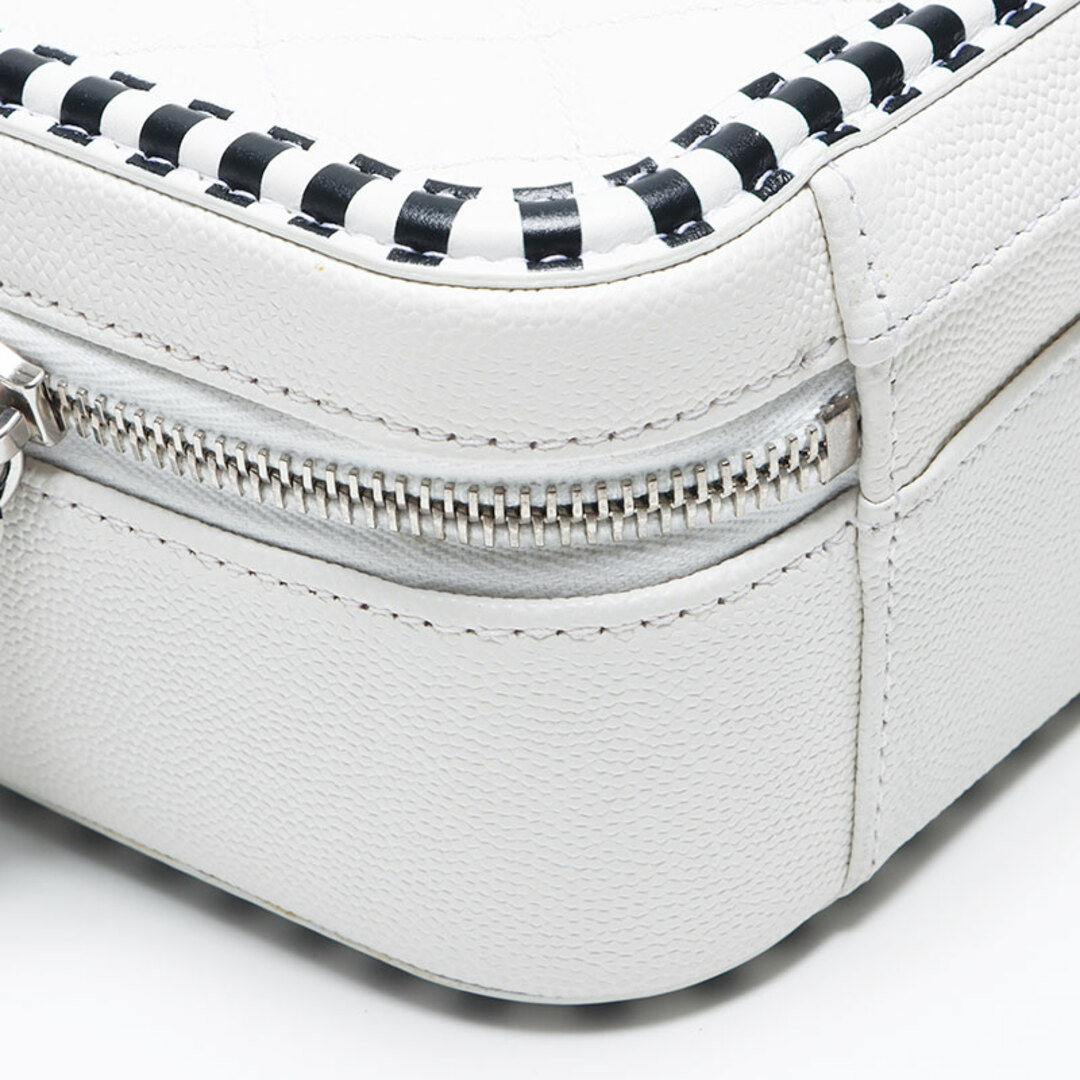 CHANEL - シャネル CHANEL 27番台 バニティ ボーダー ココマーク CHANEL - シャネル CHANEL 27番台 バニティ ボーダー ココマーク
