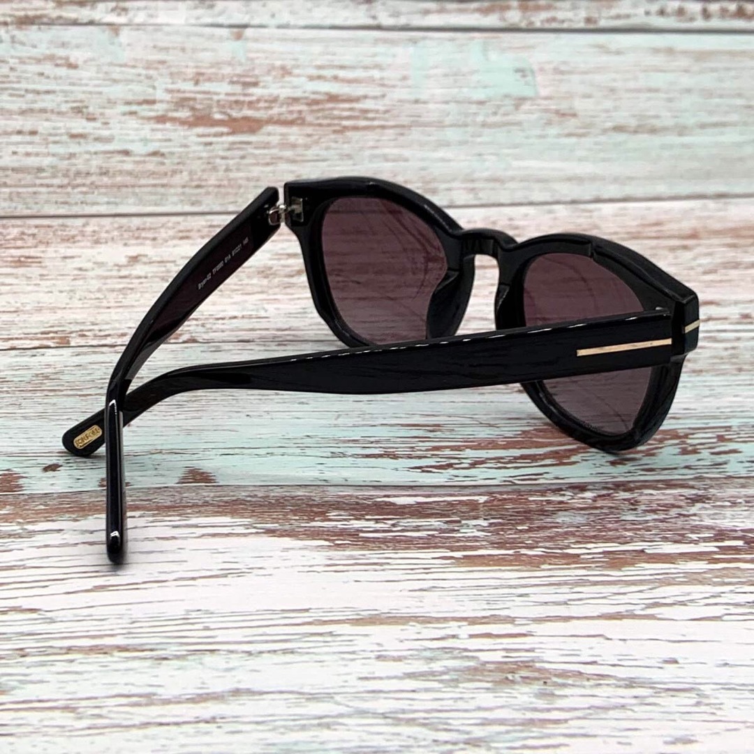 TOM FORD - 未使用 トムフォード 黒 サングラスの通販 by TOM FORD - 未使用 トムフォード 黒 サングラスの通販 by