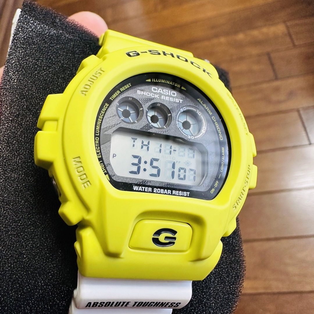 廃盤モデル/G-SHOCK】 DW-6900TGA-9JF ライトニングボルト 廃盤モデル/G-SHOCK】 DW-6900TGA-9JF ライトニングボルト