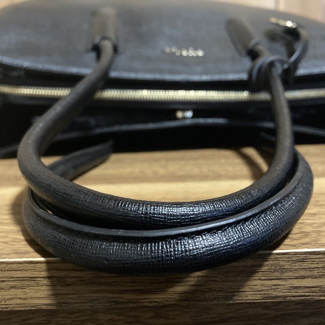 美品】FURLA フルラ テッサ L トートバッグ 黒 A4収納可 保存袋付 美品】FURLA フルラ テッサ L トートバッグ 黒 A4収納可 保存袋付