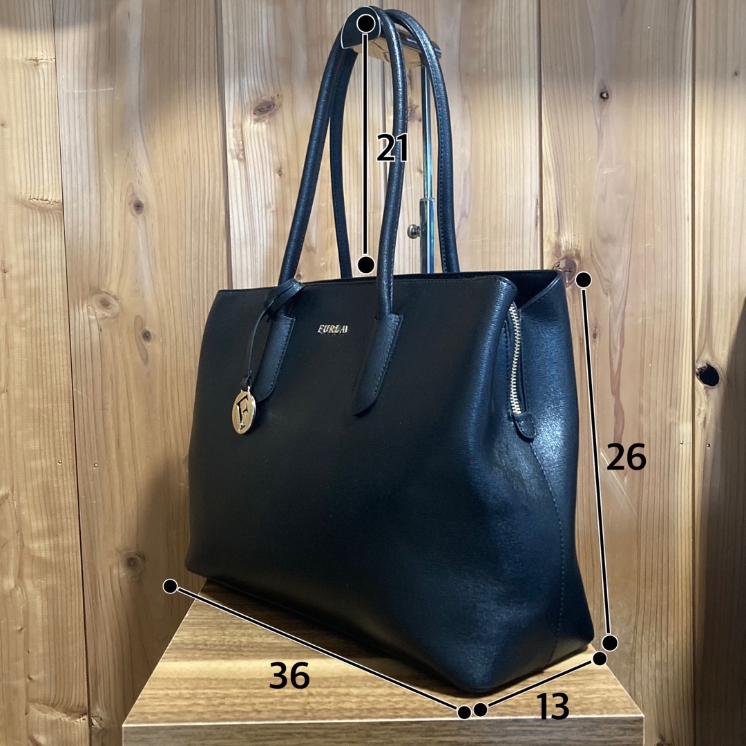 美品】FURLA フルラ テッサ L トートバッグ 黒 A4収納可 保存袋付 美品】FURLA フルラ テッサ L トートバッグ 黒 A4収納可 保存袋付