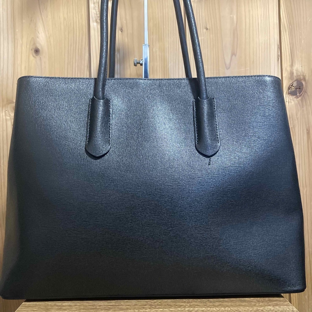 美品】FURLA フルラ テッサ L トートバッグ 黒 A4収納可 保存袋付 美品】FURLA フルラ テッサ L トートバッグ 黒 A4収納可 保存袋付