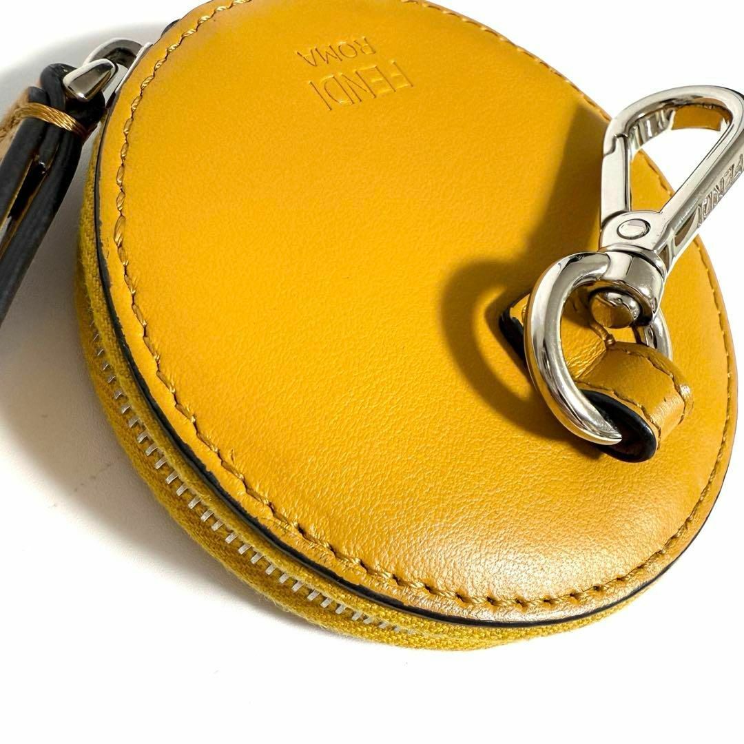 FENDI - 【美品】フェンディ メンズ レディース FFエンボス FENDI - 【美品】フェンディ メンズ レディース FFエンボス