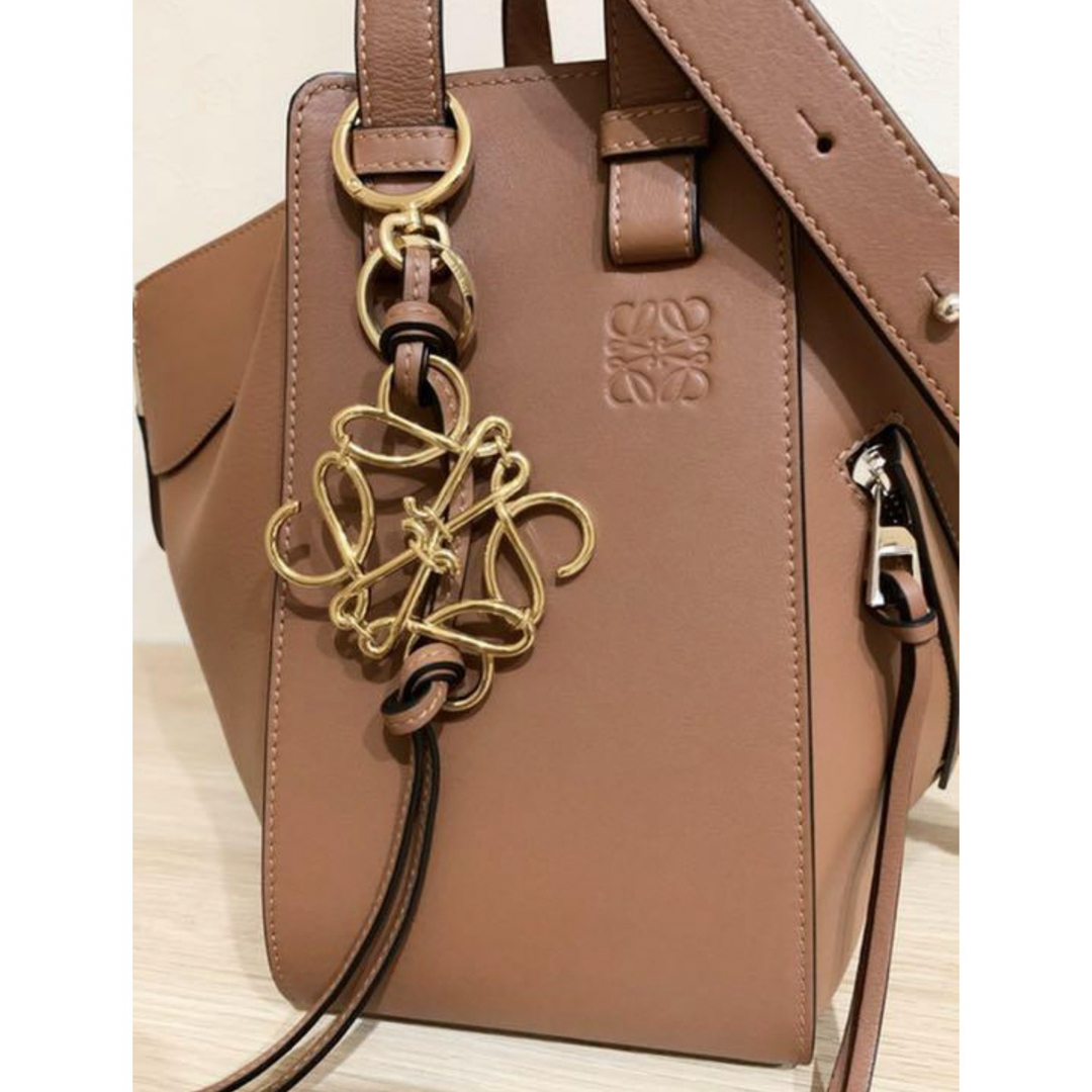 LOEWE - LOEWE ハンモック スモール アナグラム チャーム セット LOEWE - LOEWE ハンモック スモール アナグラム チャーム セット