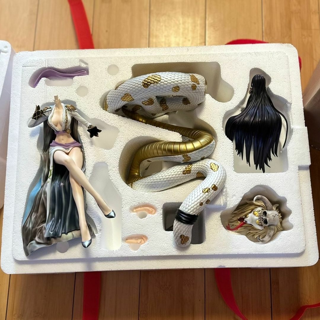 ワンピース 海賊女帝 ハンコック サロメ ガレージキット ワンピース 海賊女帝 ハンコック サロメ ガレージキット