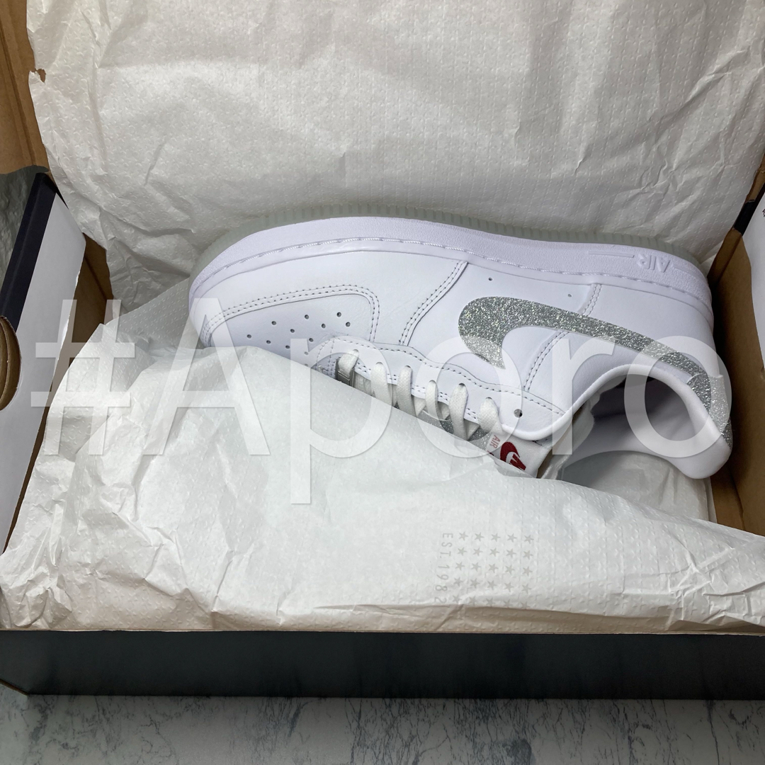 NIKE - NIKE ナイキ AIR FORCE 1 エアフォース1 キラキラ ラメ NIKE - NIKE ナイキ AIR FORCE 1 エアフォース1 キラキラ ラメ