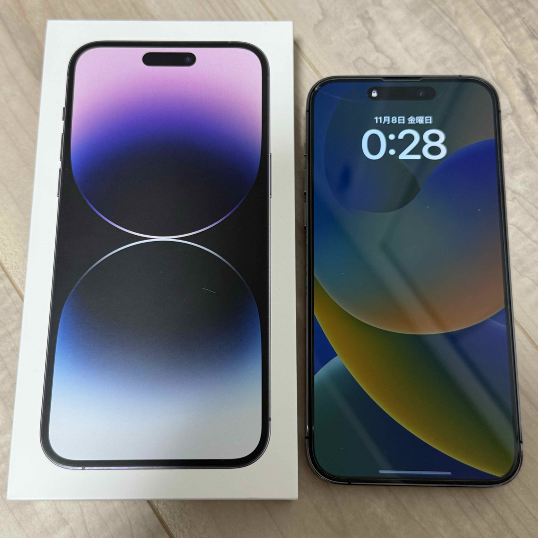 Apple - 美品 iPhone 14 Pro Max 紫 256GB SIM解除済 発送料込の Apple - 美品 iPhone 14 Pro Max 紫 256GB SIM解除済 発送料込の