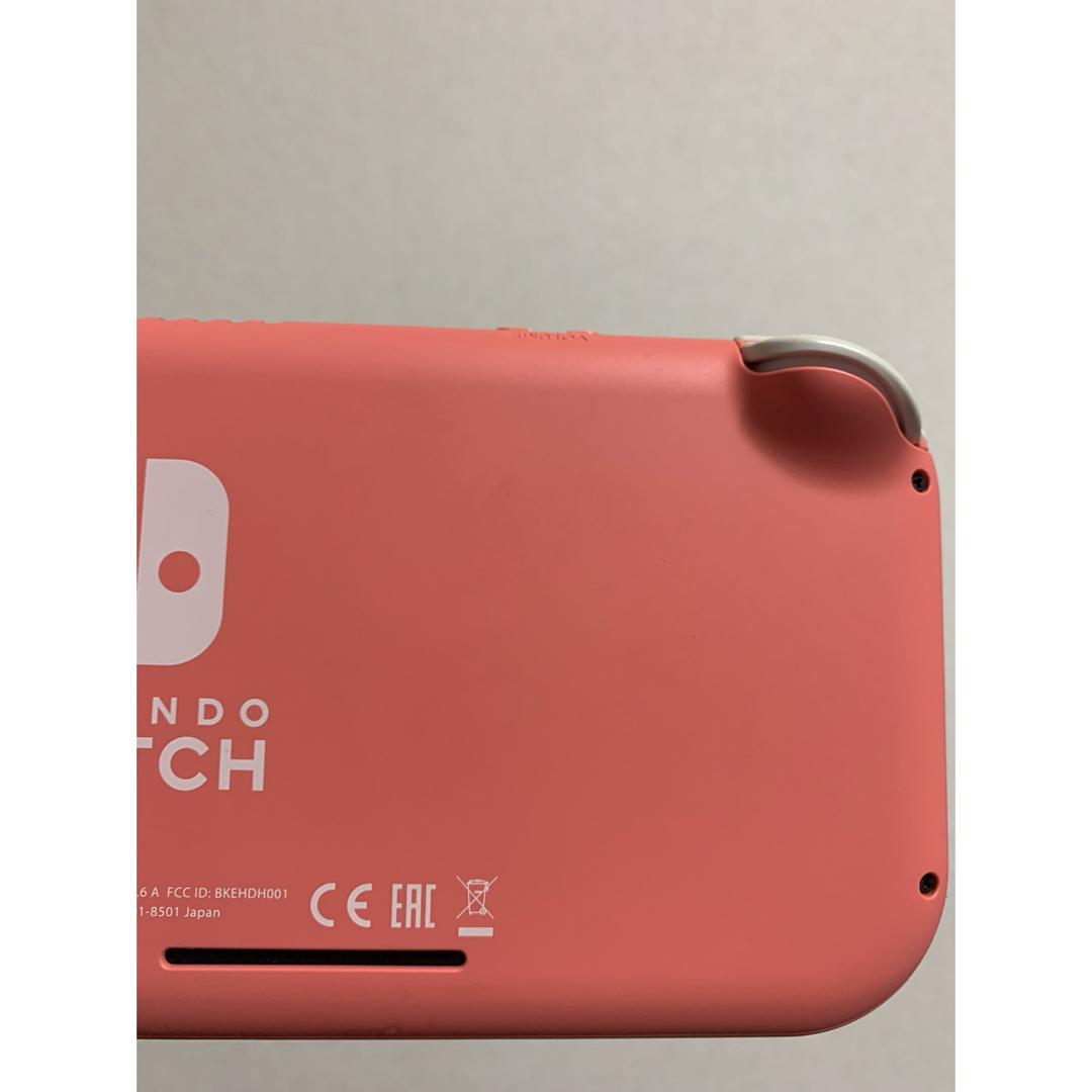 Nintendo Switch - 【完動品】Switchライト本体 コーラル 強化ガラス保護フィルムのおまけ付き♪