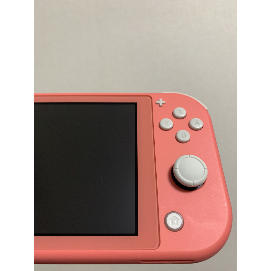 Nintendo Switch - 【完動品】Switchライト本体 コーラル 強化ガラス保護フィルムのおまけ付き♪
