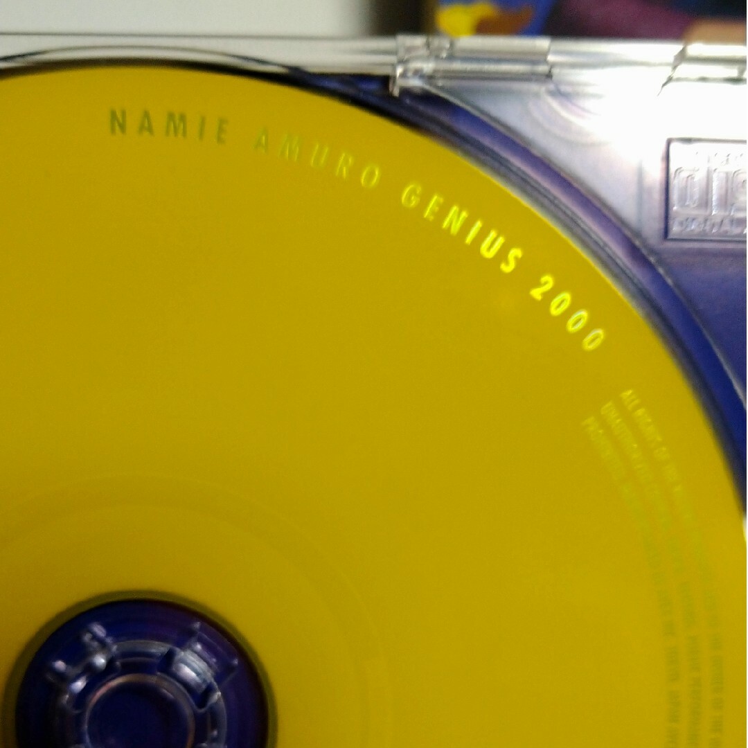 安室奈美恵　GENIUS　2000 エンタメ/ホビーのCD(ポップス/ロック(邦楽))の商品写真