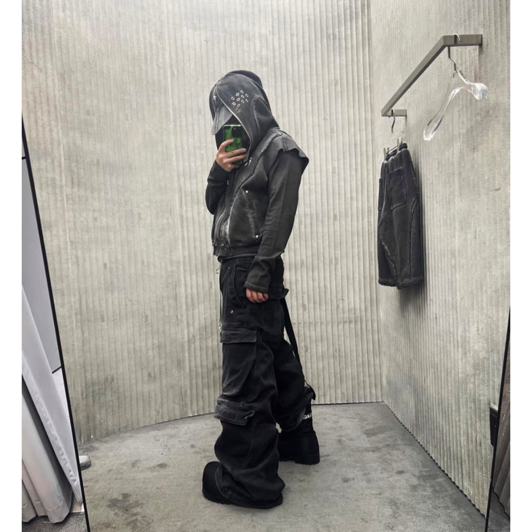Thug Club サグクラブノースリーブフーディベスト Hooded Vestの Thug Club サグクラブノースリーブフーディベスト Hooded Vestの