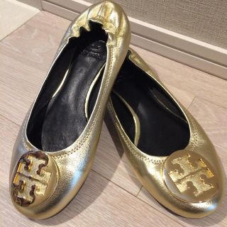 トリーバーチ(Tory Burch)の【K.p様専用】TORY BURCH フラットシューズ ゴールド(バレエシューズ)