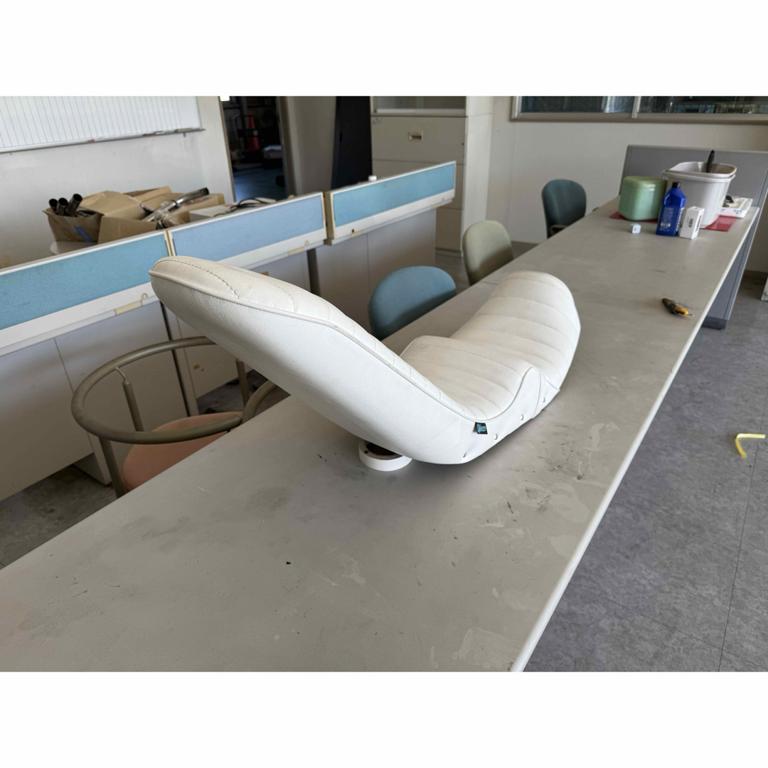 大川シート XJR400 3段シート 53cm 4HM 三段 美品 補強あり 大川シート XJR400 3段シート 53cm 4HM 三段 美品 補強あり