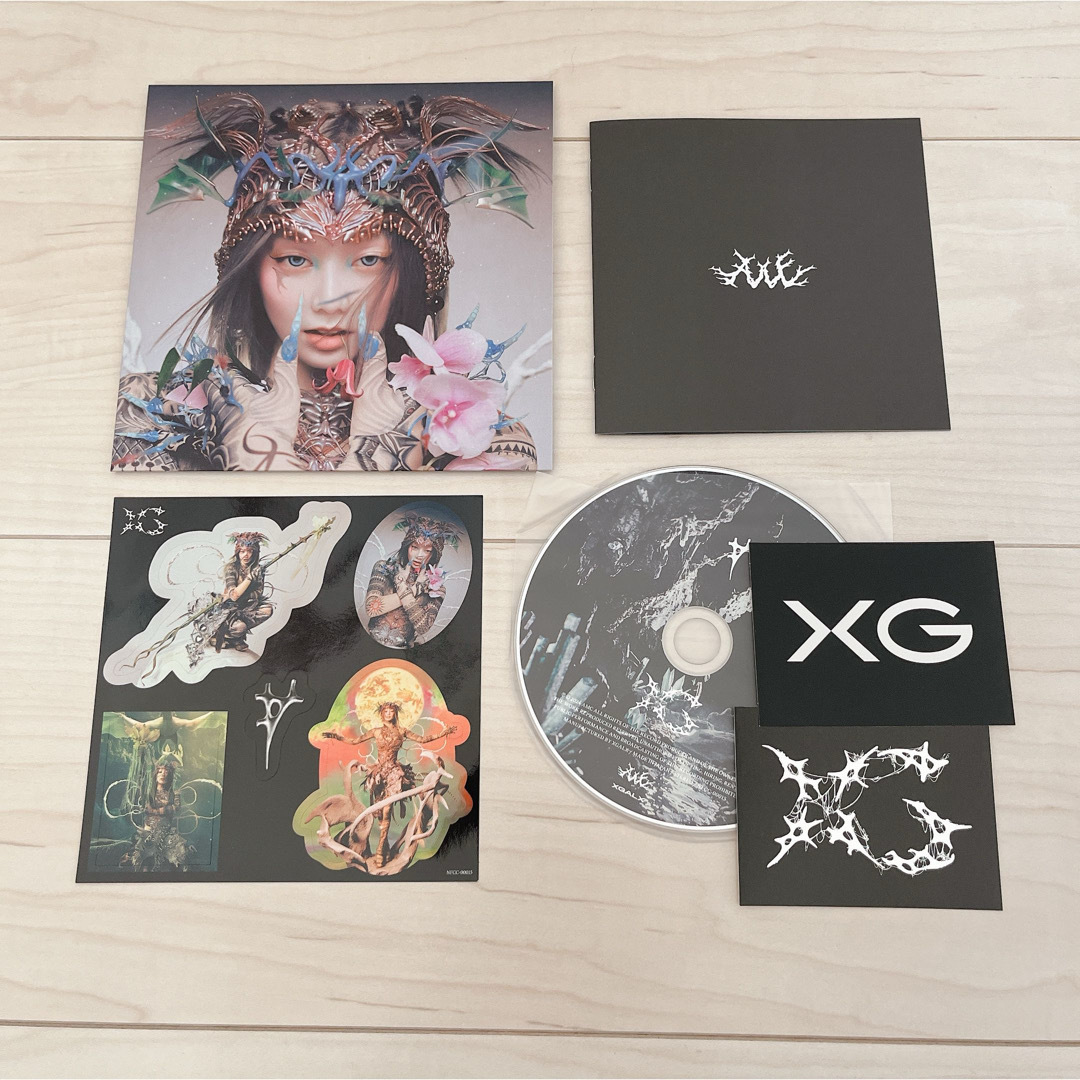 XG HINATA ヒナタ AWE ソロ盤 トレカなしの通販 by ✧︎* |ラクマ XG HINATA ヒナタ AWE ソロ盤 トレカなしの通販 by ✧︎* |ラクマ