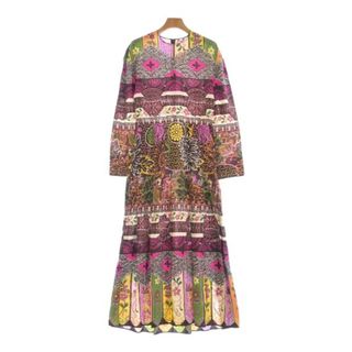 VALENTINO(ワンピース ・ ホワイト/白色系)のフリマアイテム一覧 VALENTINO(ワンピース ・ ホワイト/白色系)のフリマアイテム一覧