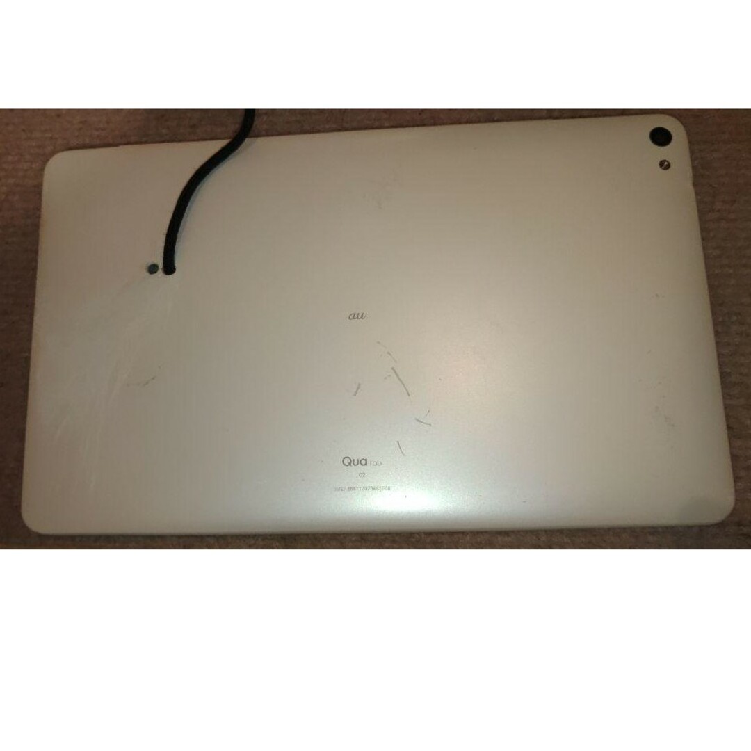 HUAWEI(ファーウェイ)のau HUAWEI Qua tab 02 HWT31 改 外部電源仕様 ジャンク スマホ/家電/カメラのPC/タブレット(タブレット)の商品写真