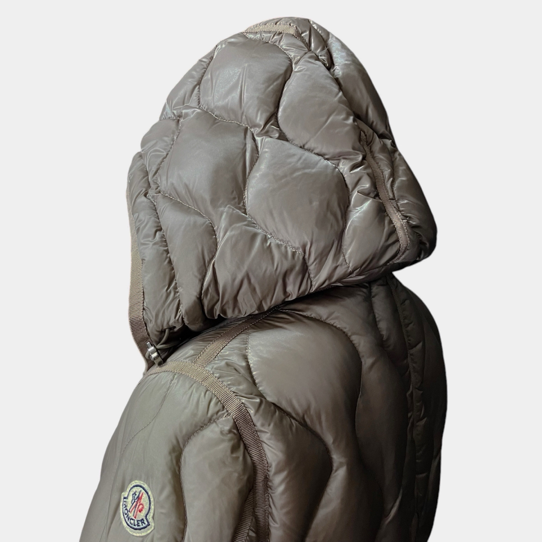 MONCLER - ⭐️良品⭐️ モンクレール LON GIUBBOTTO ダウン MONCLER - ⭐️良品⭐️ モンクレール LON GIUBBOTTO ダウン