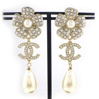 CHANEL(フラワー ・ ピアス)のフリマアイテム一覧 CHANEL(フラワー ・ ピアス)のフリマアイテム一覧