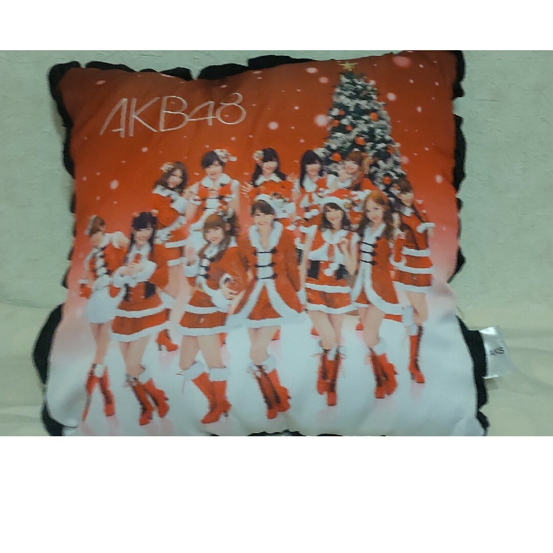 AKB48(エーケービーフォーティーエイト)のAKB48 クッション インテリア/住まい/日用品のインテリア小物(クッション)の商品写真