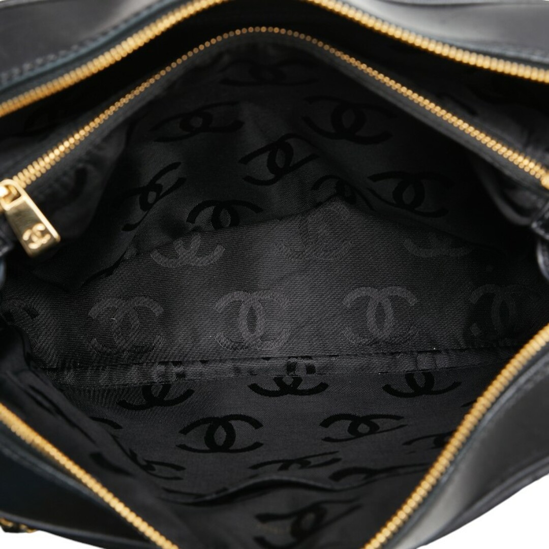 CHANEL - シャネル Vステッチ ココマーク チェーン ショルダー CHANEL - シャネル Vステッチ ココマーク チェーン ショルダー