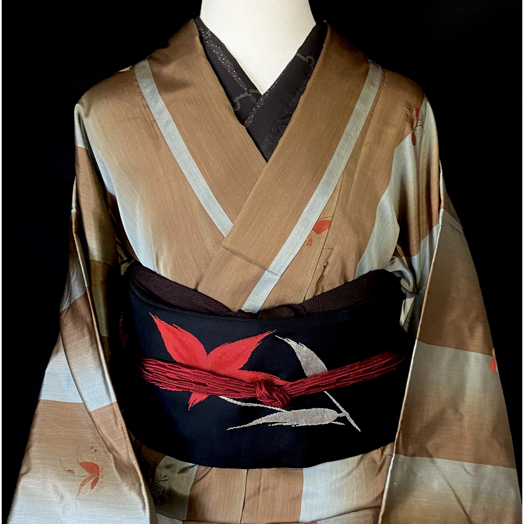 トールサイズ 縞に蝶の米沢紬〉SALE ブルーグレー 茶 暈し 織 トールサイズ 縞に蝶の米沢紬〉SALE ブルーグレー 茶 暈し 織