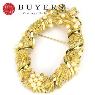 Christian Dior - ディオール Dior ブローチ レディース ブランド 蝶々 バタフライ ゴールド 上品 豪華 ラインストーン 【中古】の通販 by ブランドベイ|クリスチャンディオールならラクマ Christian Dior - ディオール Dior ブローチ レディース ブランド 蝶々 バタフライ ゴールド 上品 豪華 ラインストーン 【中古】の通販 by ブランドベイ|クリスチャンディオールならラクマ