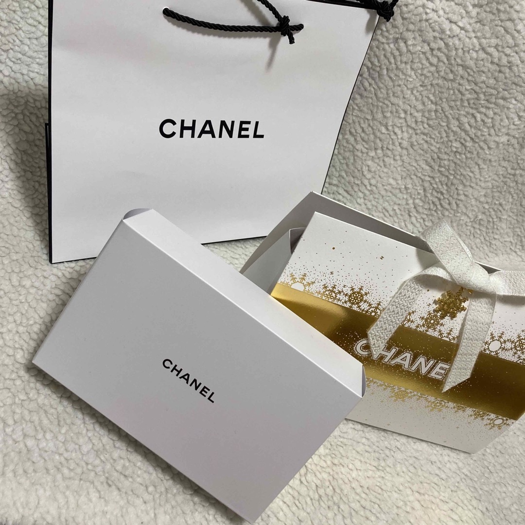 CHANEL - シャネル クリスマス コフレ 限定 トータル ルック CHANEL - シャネル クリスマス コフレ 限定 トータル ルック
