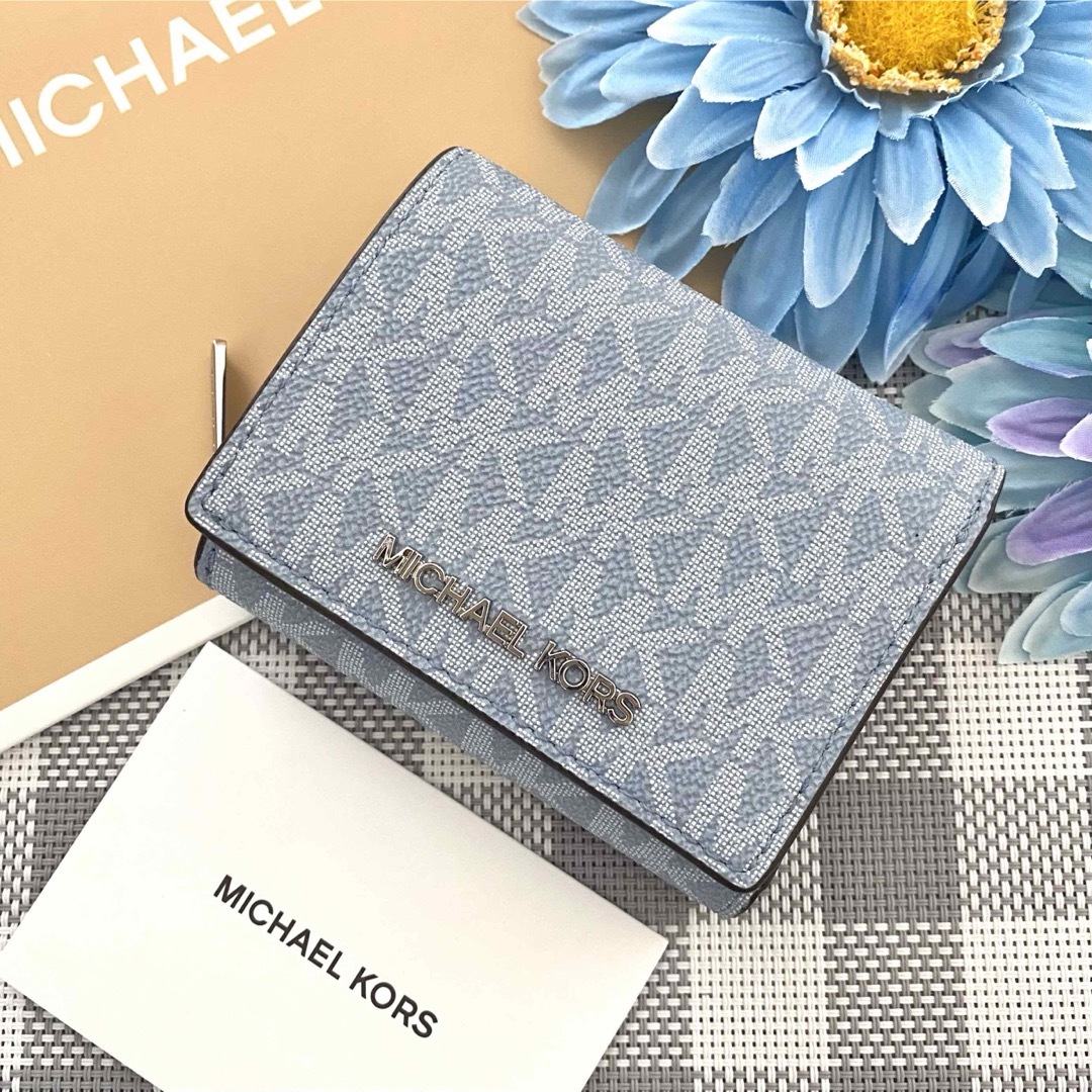 新品☆MICHAEL KORS 折り財布 ブルー シグネチャー 折り財布 新品☆MICHAEL KORS 折り財布 ブルー シグネチャー 折り財布