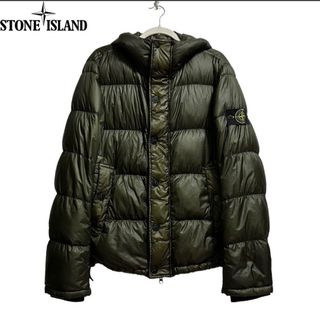 STONE ISLAND(ダウンジャケット ・ ホワイト/白色系)のフリマ STONE ISLAND(ダウンジャケット ・ ホワイト/白色系)のフリマ