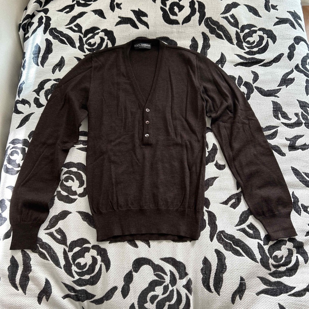 DOLCE&GABBANA - 値下げ 新品 DOLCE&GABBNA Vネックセーターの DOLCE&GABBANA - 値下げ 新品 DOLCE&GABBNA Vネックセーターの