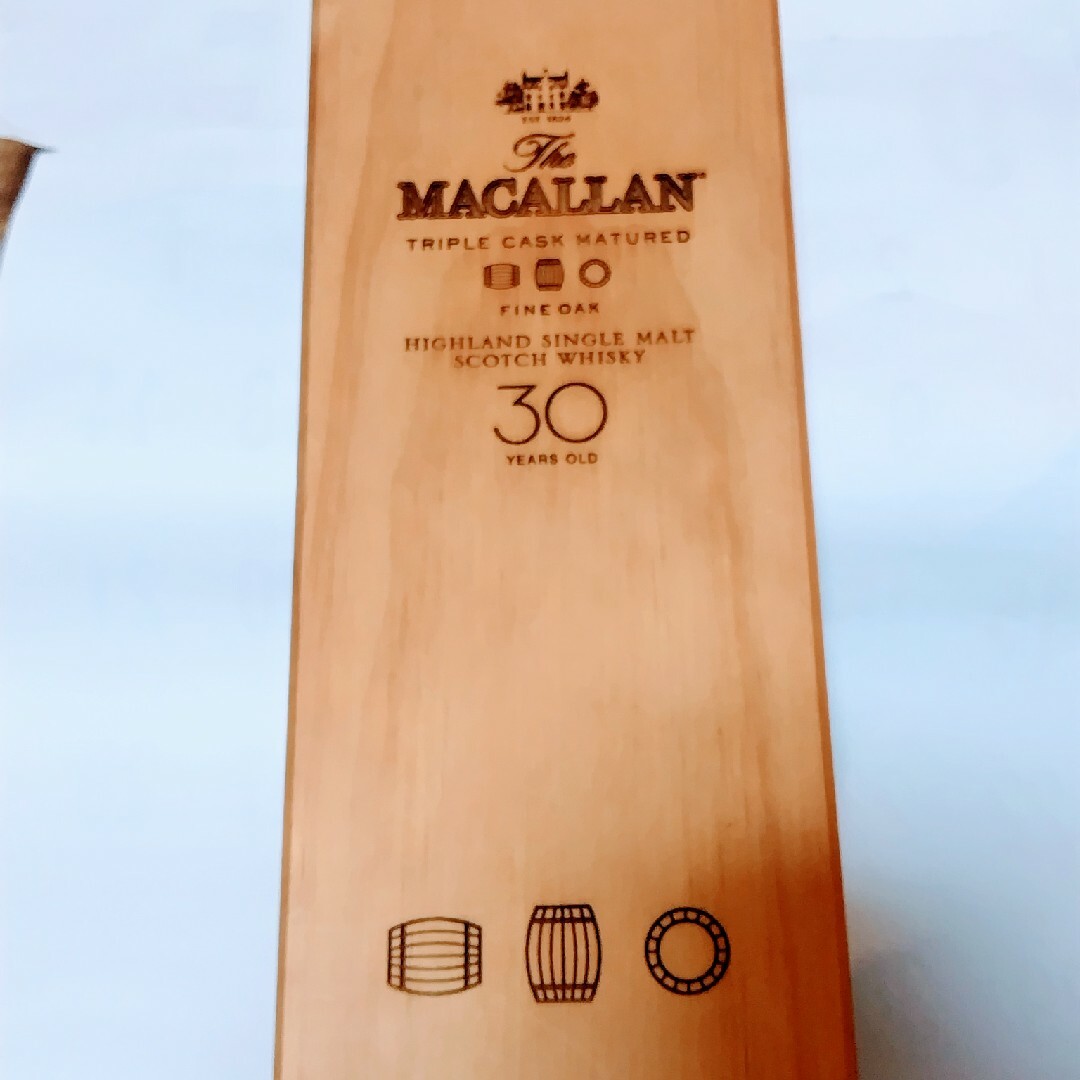 必見〗マッカラン MACALLAN 30年 FINE OAK 木箱のみ 必見〗マッカラン MACALLAN 30年 FINE OAK 木箱のみ