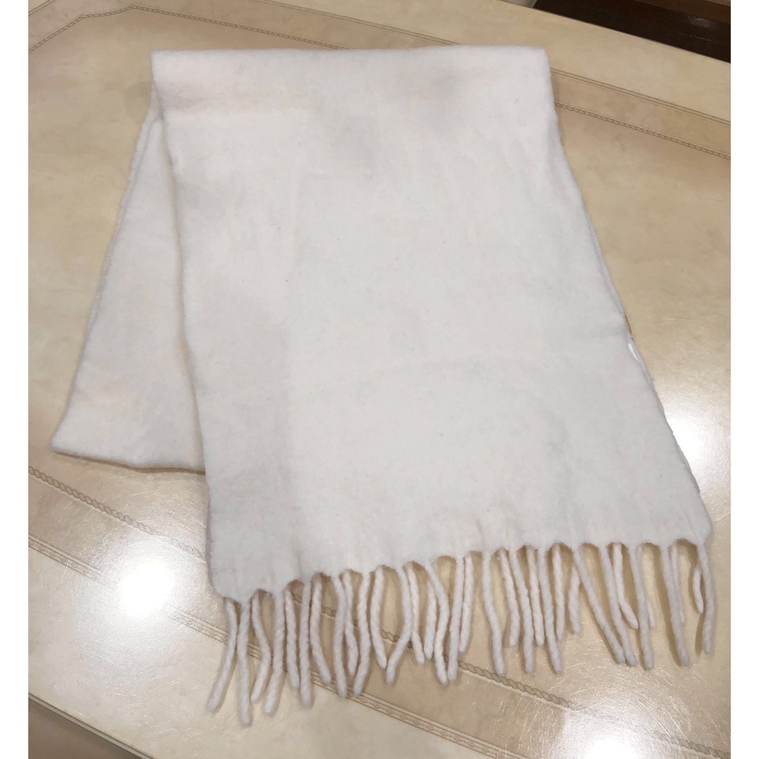 UNIQLO - ユニクロ あったかマフラー🧣 ホワイト🤍の通販 by UNIQLO - ユニクロ あったかマフラー🧣 ホワイト🤍の通販 by