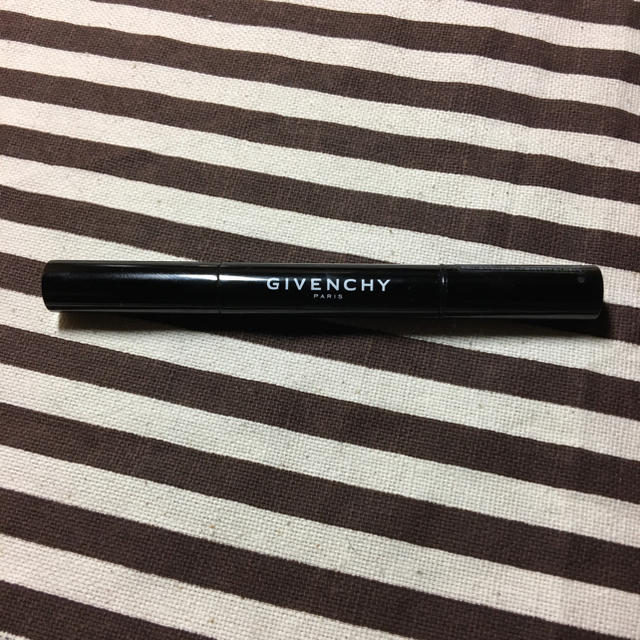 GIVENCHY(ジバンシィ)のGIVENCHY コンシーラー  コスメ/美容のベースメイク/化粧品(その他)の商品写真