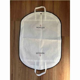 MONCLER(ショップ袋)のフリマアイテム一覧 MONCLER(ショップ袋)のフリマアイテム一覧