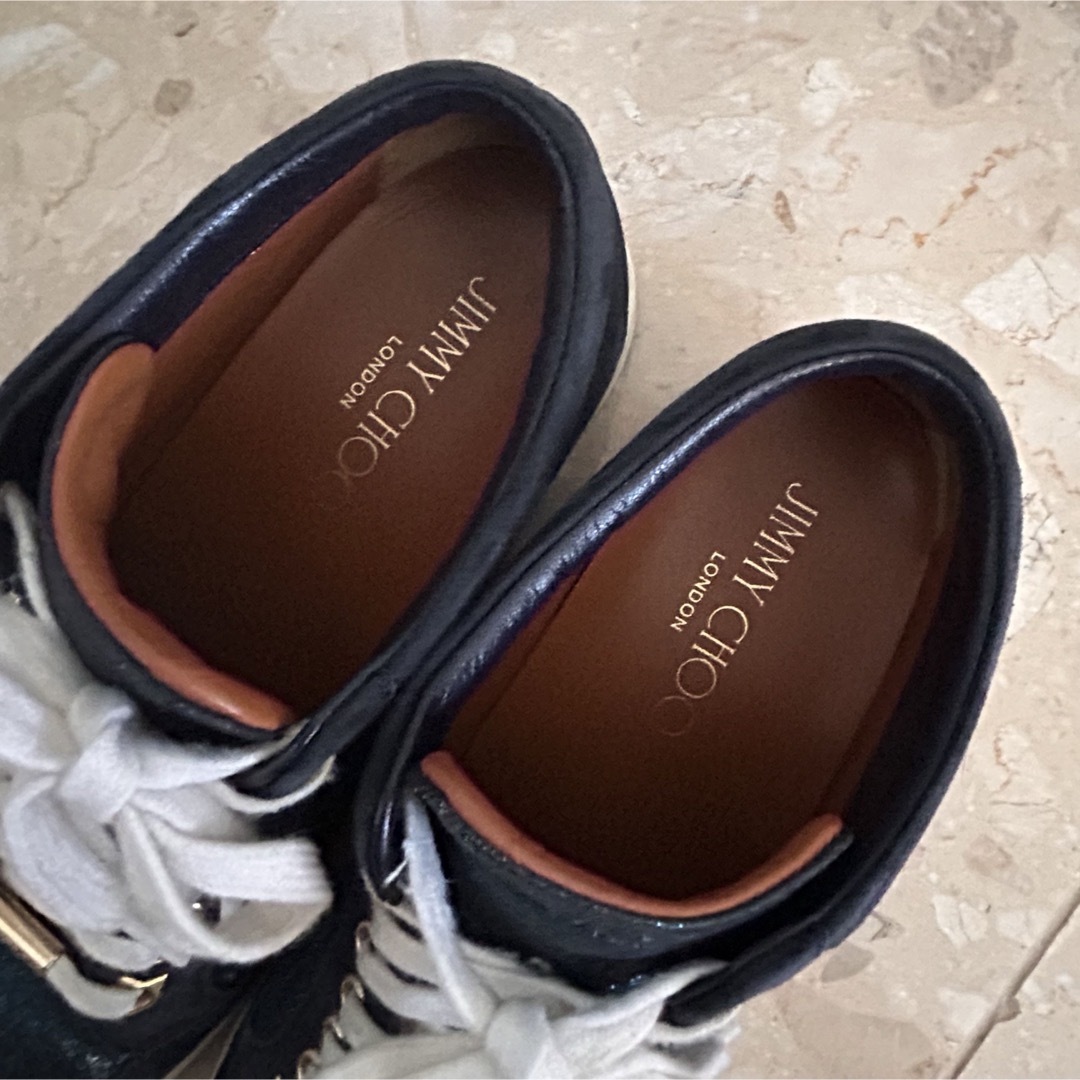 JIMMY CHOO(ジミーチュウ)のJimmy Choo スニーカー サイズ39ネイビー スウェード レディースの靴/シューズ(スニーカー)の商品写真