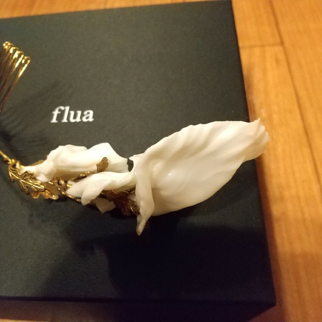 flua フルア flower haired ブライダル ヘアアクセサリー flua フルア flower haired ブライダル ヘアアクセサリー