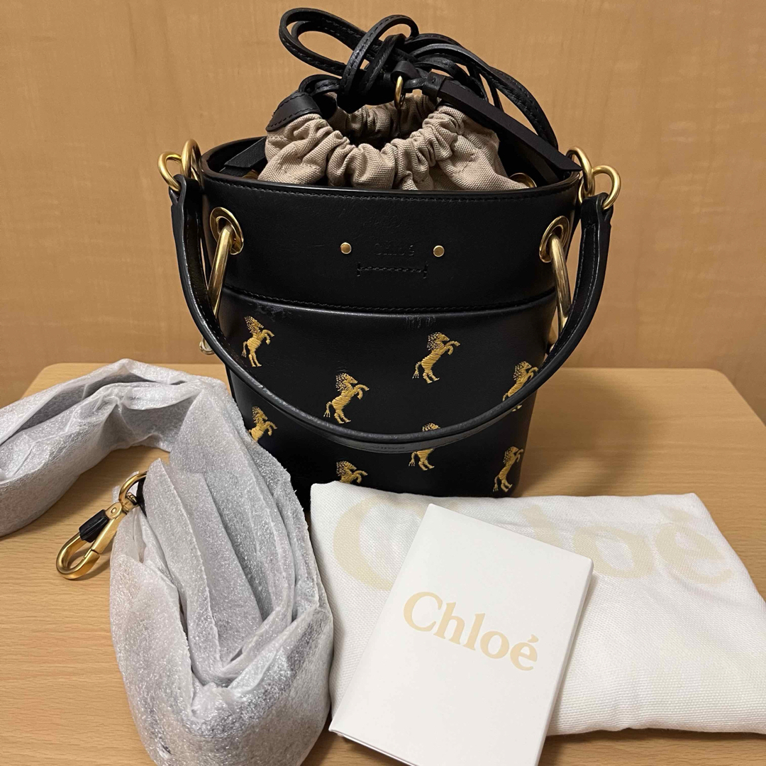 Chloe - Chloe クロエ ROY ロイ ミニバケットバッグ ホース 馬の Chloe - Chloe クロエ ROY ロイ ミニバケットバッグ ホース 馬の