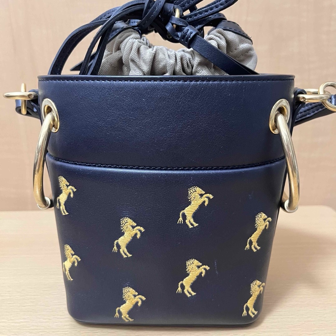 Chloe - Chloe クロエ ROY ロイ ミニバケットバッグ ホース 馬の Chloe - Chloe クロエ ROY ロイ ミニバケットバッグ ホース 馬の
